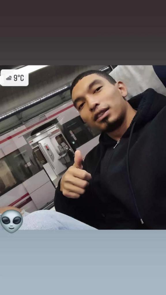 Chico busca chica en Ibiza: 