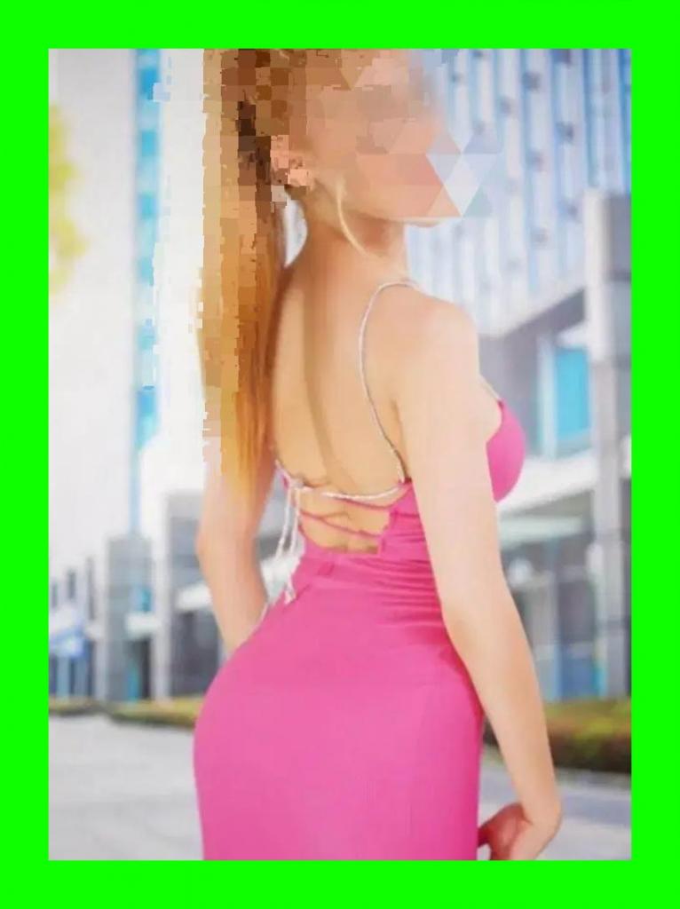 633508042: Chica busca chico en Barcelona