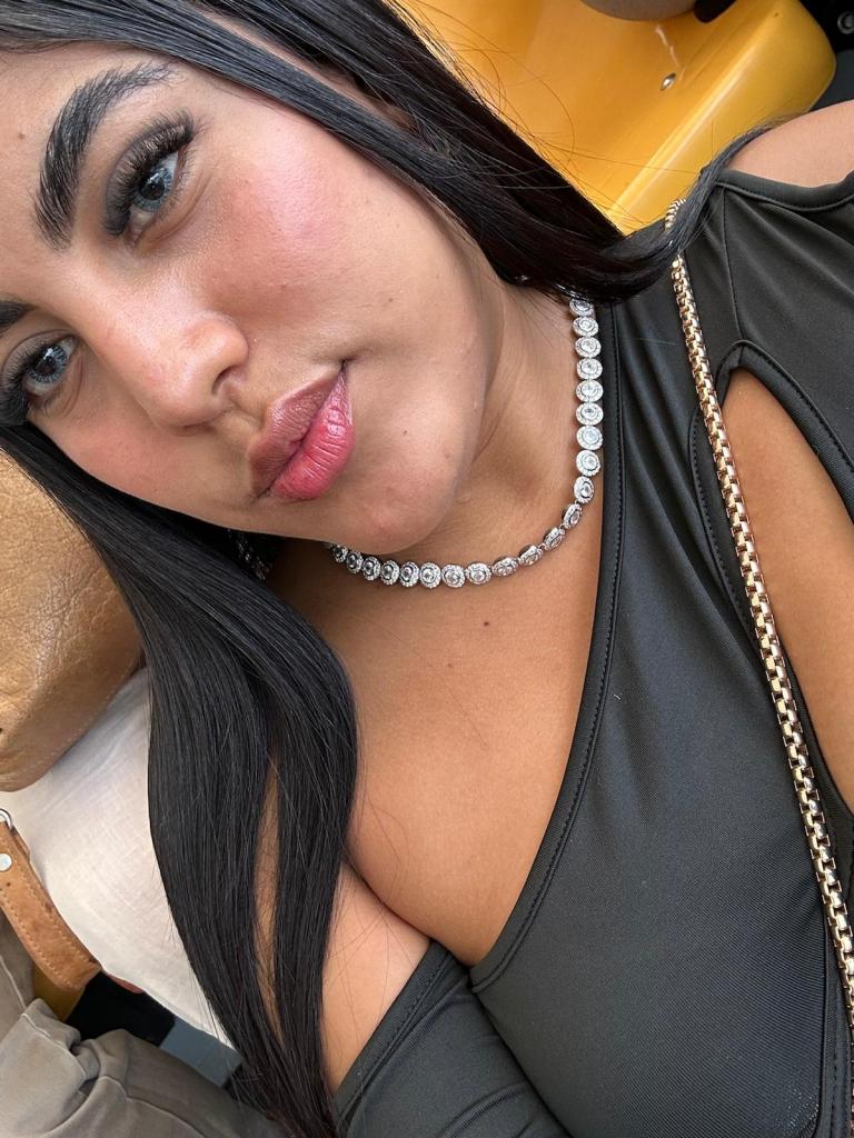 Chica busca chico en Tenerife: 