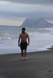 613859677: Chico busca chica en Barcelona