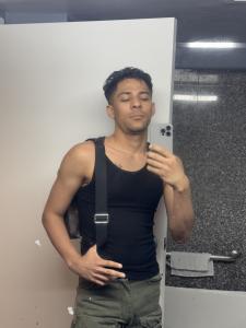 653682266: Chico busca chica en Murcia