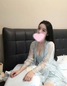 640088343: Chica busca chico en Madrid