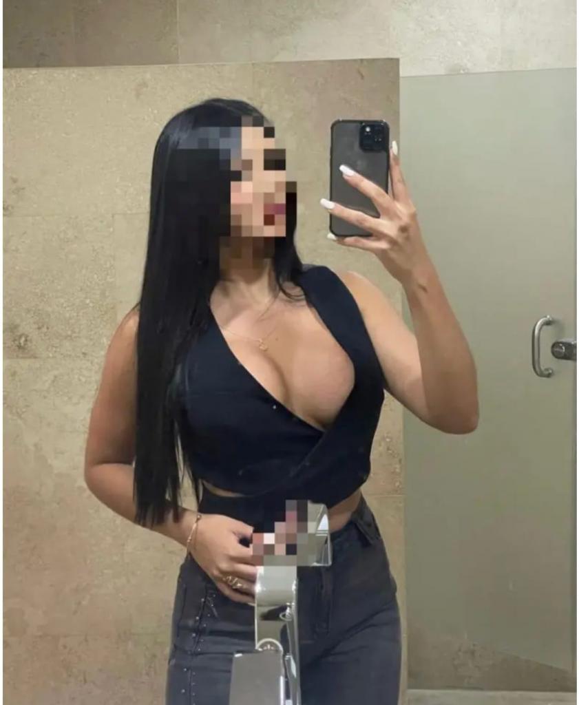 Chica busca chico en Granada: 