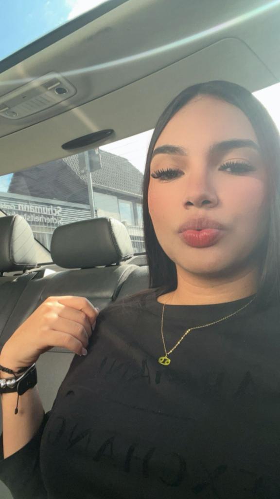 Chica busca chico en Sevilla: 