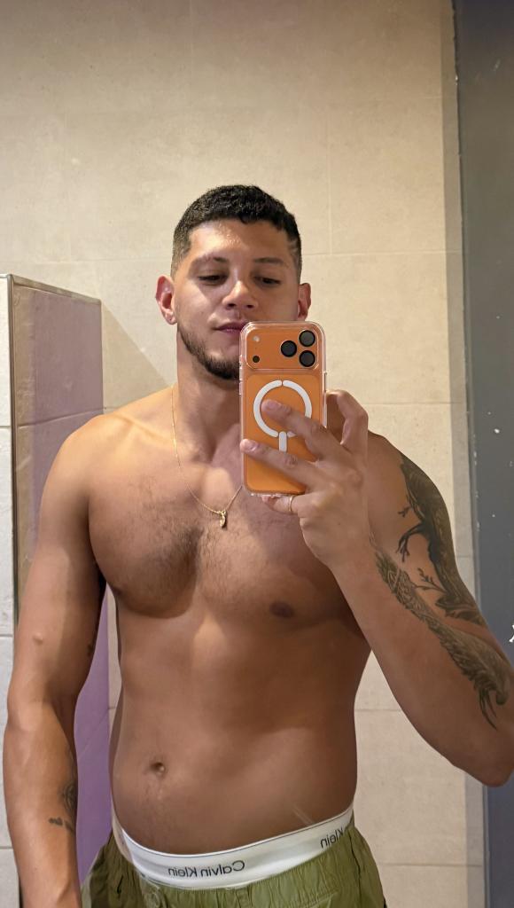 Chico busca chica en Barcelona: 