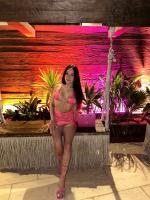 678863513: Chica busca chico en Ibiza