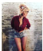 614932854: Chica busca chico en Alicante