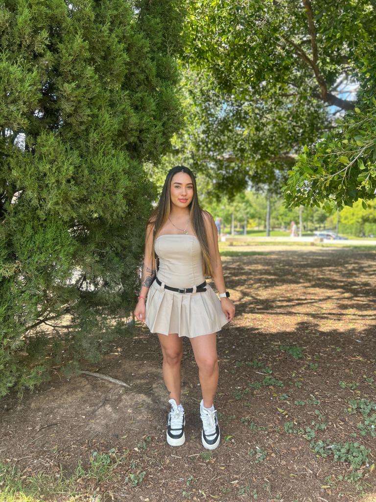 617540149: Chica busca chico en Zaragoza