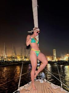 615694299: Chica busca chico en Toledo