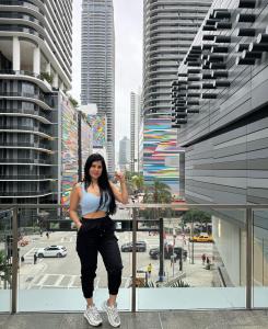 Chica busca chico en Granada: 