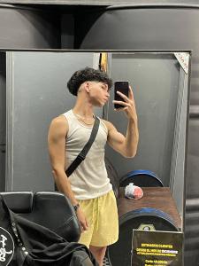 637104417: Chico busca chica en Murcia