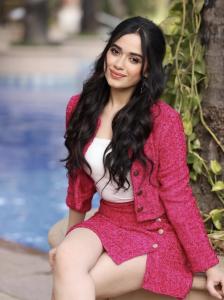 615694299: Chica busca chico en Toledo