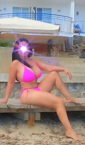 666945316: Chica busca chico en Ibiza