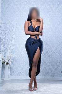 637138122: Chica busca chico en Barcelona