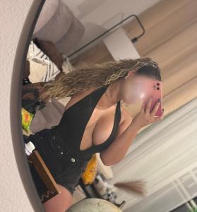605424313: Chica busca chico en Tenerife