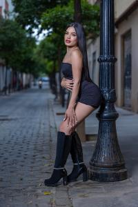 637138122: Chica busca chico en Barcelona