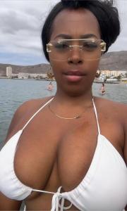 Chica busca chico en Tenerife: 