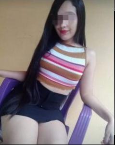 627761632: Chica busca chico en Barcelona