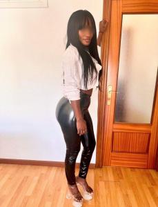 Chica busca chico en Burgos: 