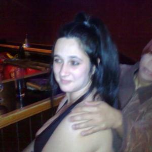 Chica busca chico en Granada: 