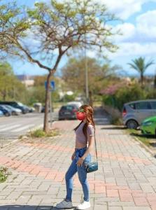 Chica busca chico en Granada: 