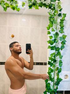 664885910: Chico busca chica en Madrid