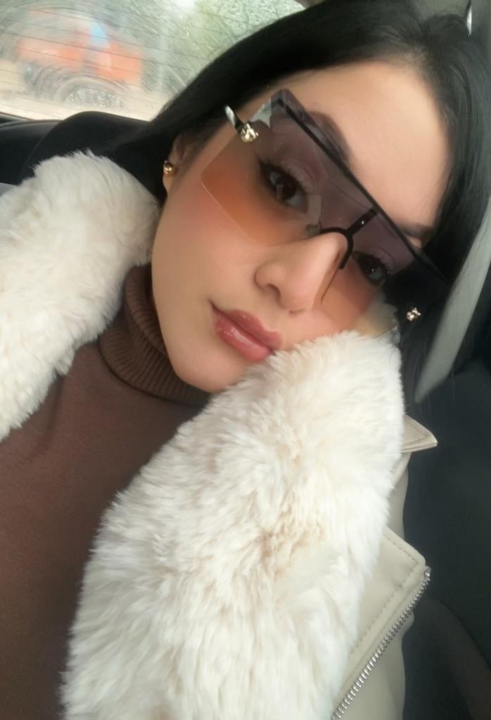 Chica busca chico en Almería: 