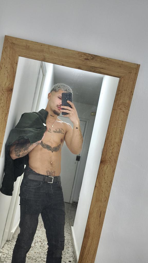 Chico busca chica en Murcia: 