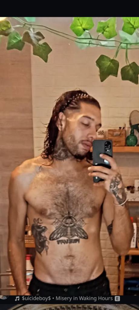 641447823: Chico busca chica en Granada