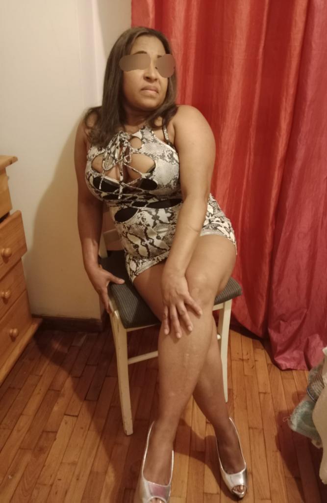 624448922: Chica busca chico en Pontevedra