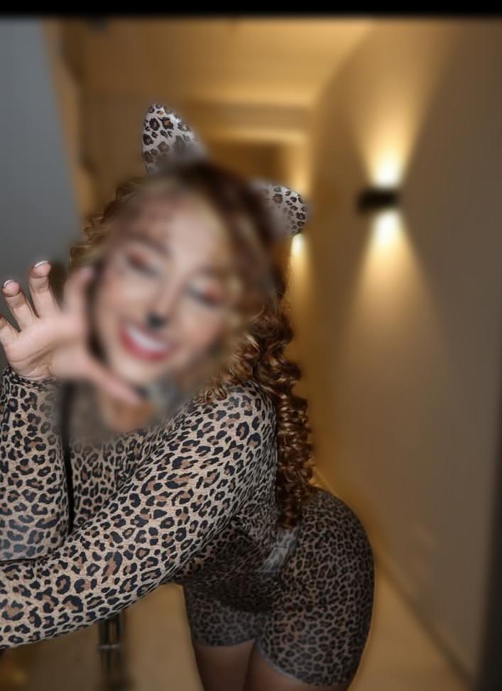 Chica busca chico en Huesca: 