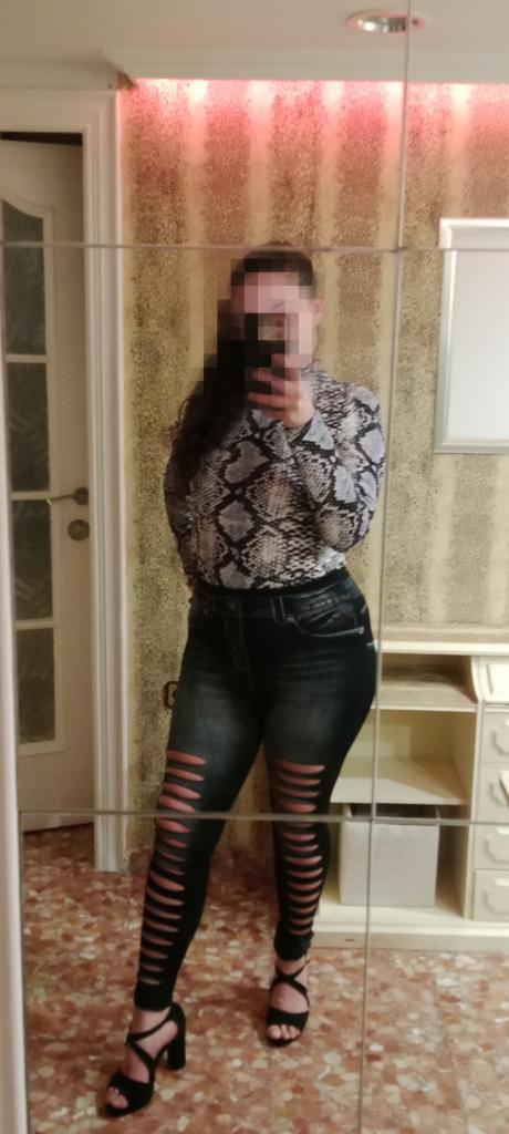 Chica busca chico en Jaén: 