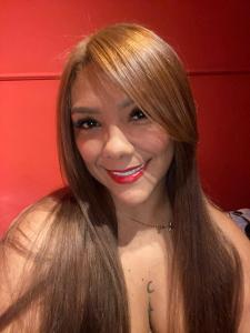 661550166: Chica busca chico en Barcelona