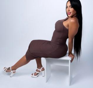 608004290: Chica busca chico en Tenerife