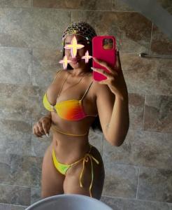 643550172: Chica busca chico en Cádiz