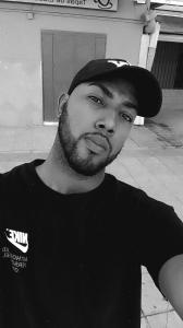 631573500: Chico busca chica en Las Palmas