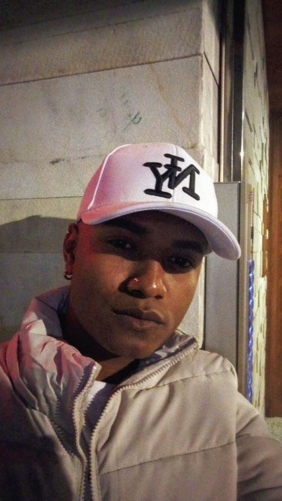 641884530: Chico busca chica en Alicante