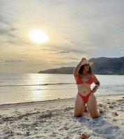 647611338: Chica busca chico en Granada