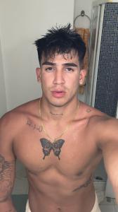 Chico busca chica en Sevilla: 