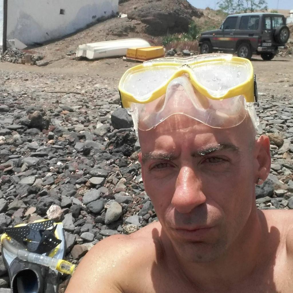 Chico busca chica en Barcelona: 