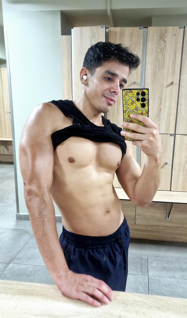 663742082: Chico busca chica en Madrid