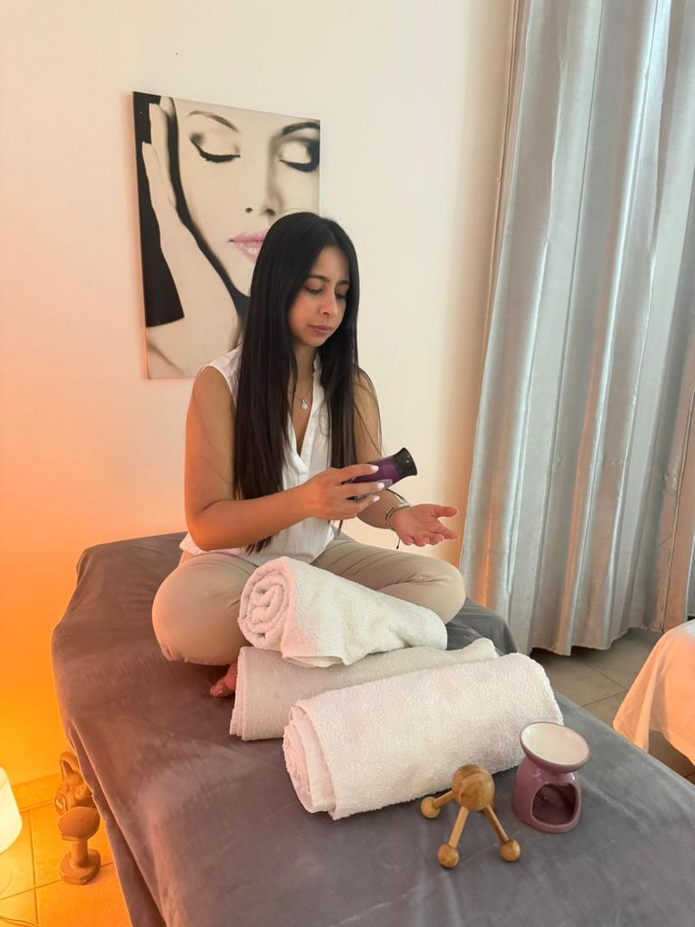 633647439: Chica busca chico en Cantabria