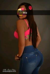 611299835: Chica busca chico en Gerona