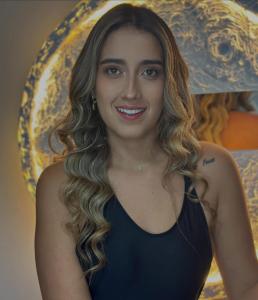 604992295: Chica busca chico en Ibiza