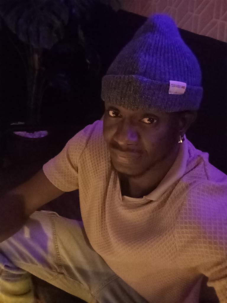 Chico busca chica en Vizcaya: 