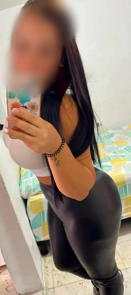 Chica busca chico en Tenerife: 