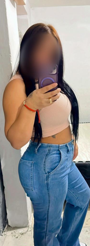 Chica busca chico en Tenerife: 