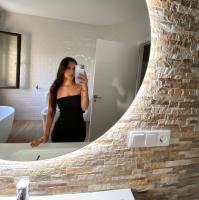 611340539: Chica busca chico en Madrid