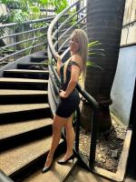 663871155: Chica busca chico en Gerona