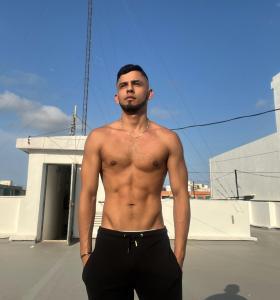 Chico busca chica en Valencia: 